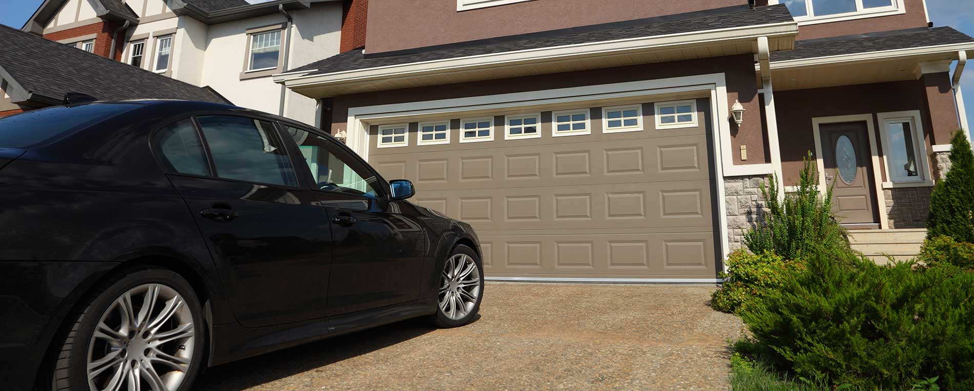 Professional Garage Door Repair Experts Close to Highland Park