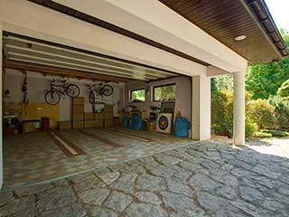 Garage Door Repair Near Me - Highland Park IL Garage Door Repair Company Near Me - Highland Park IL